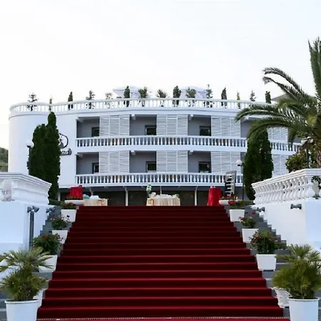 Merlin Park * ティラナ