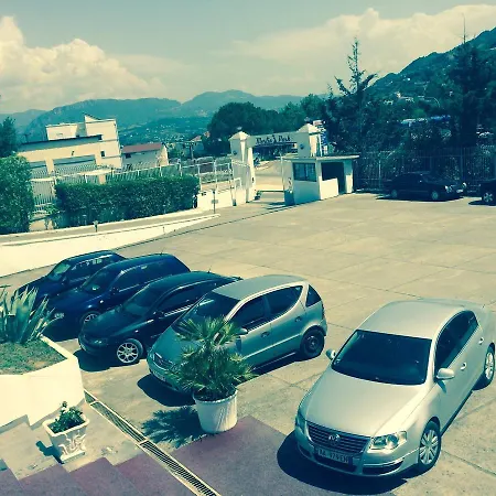 Merlin Park Resort *