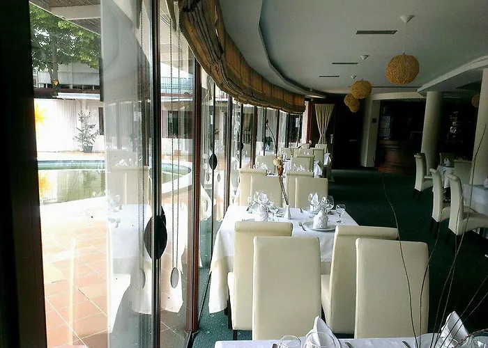 Merlin Park Resort Tirana